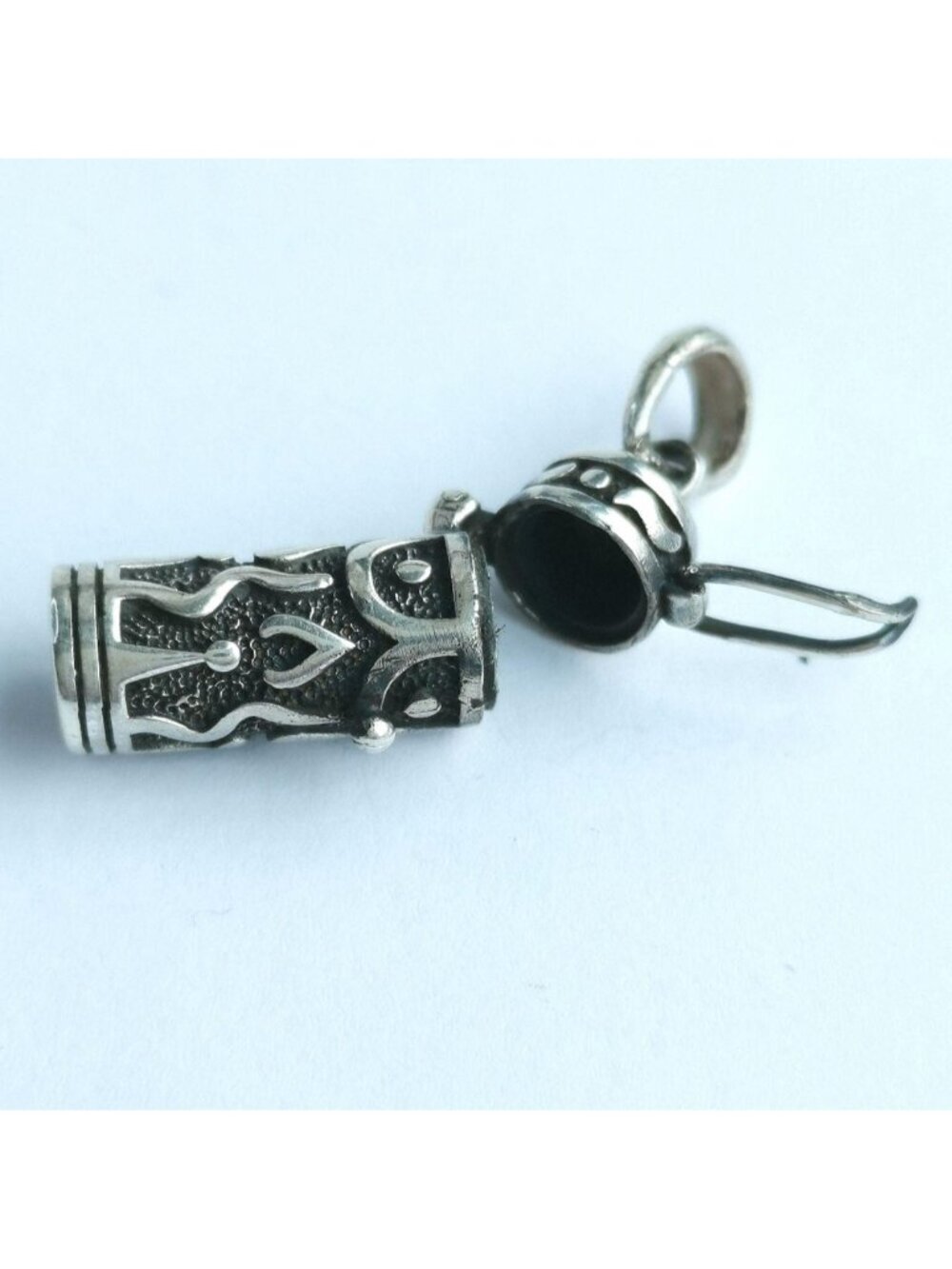 Sterling Silver Ash Box Locket Pendant Keepsake "Candle in the Wind" - Picture 4 of 8